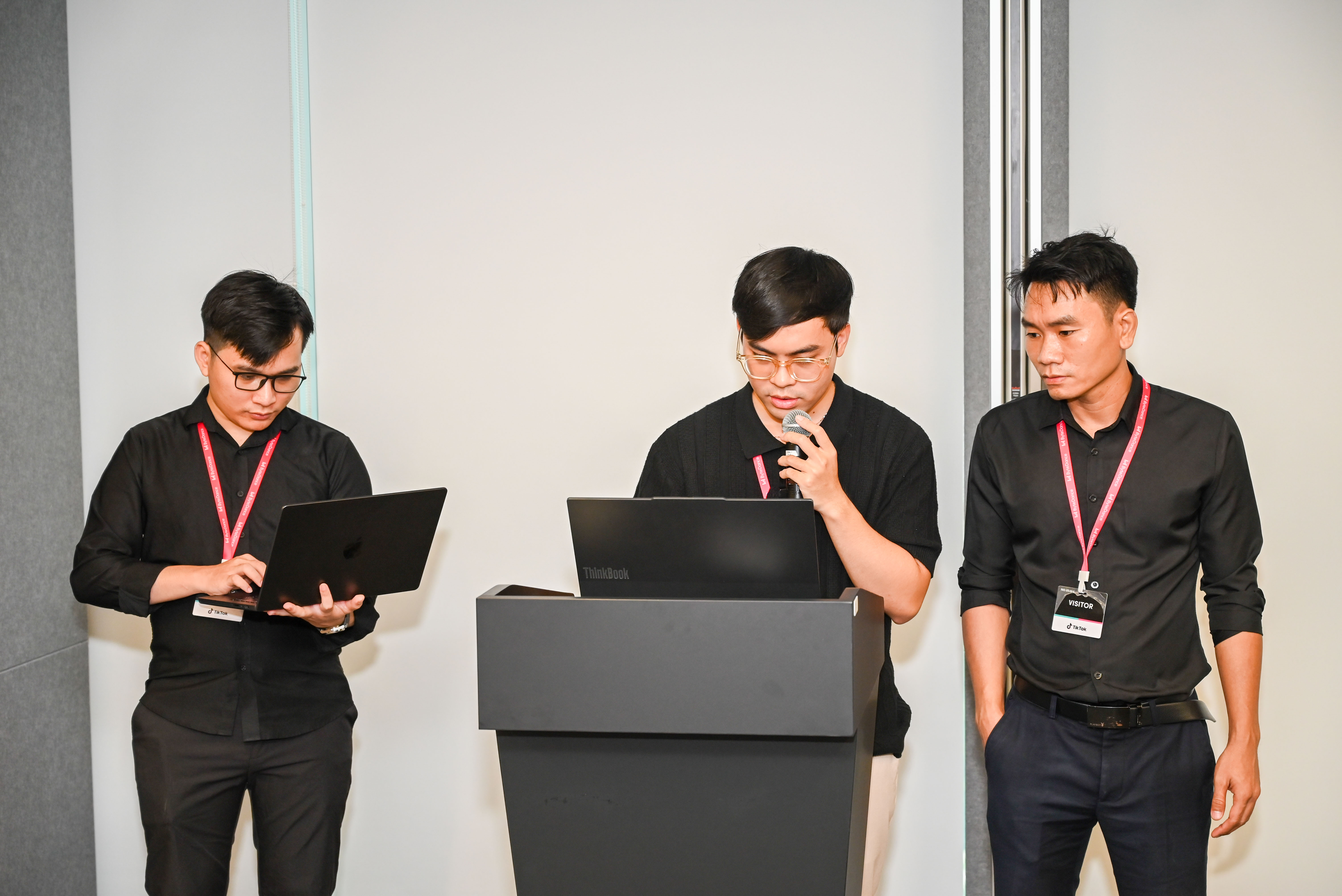 Đội ngũ diễn giả chuyên nghiệp